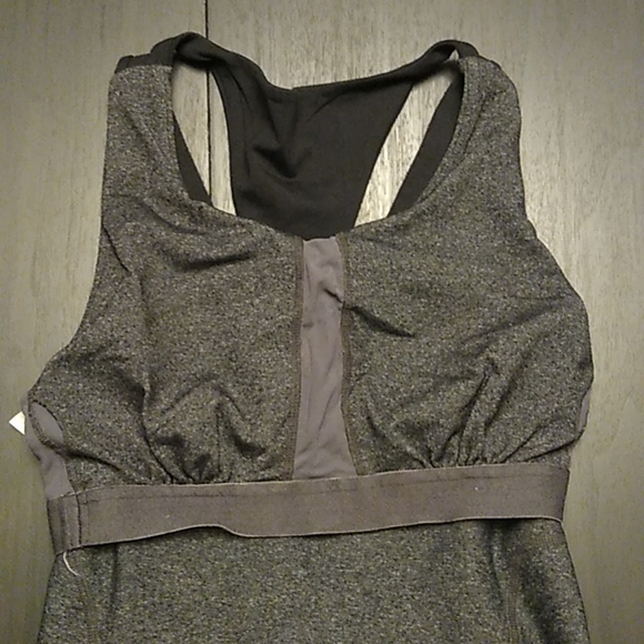 GapFit Athletic Top - Picture 6 of 7